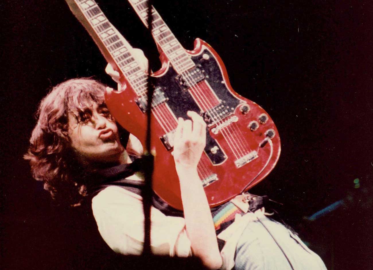 Jimmy Page: Led Zeppelin's Guitarist A Whole Lotta - Dig!