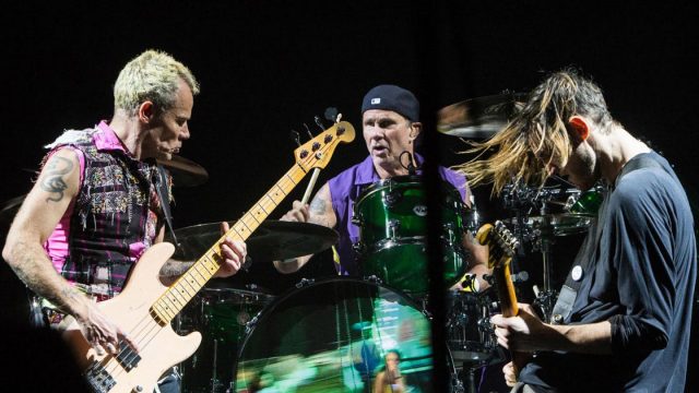 Red Hot Chili Peppers Louder Than Life Festival