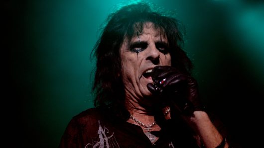 Alice Cooper, Lzzy Hale Among Judges For New Alternative US Talent Show, ‘No Cover’