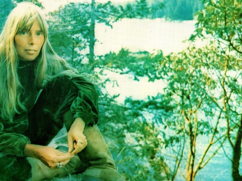 ‘For The Roses’: This Overlooked Joni Mitchell Album Deserves Garlands