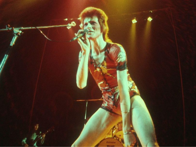 When David Bowie Staged A Christmas Eve Gig At London’s Rainbow Theatre, 1972