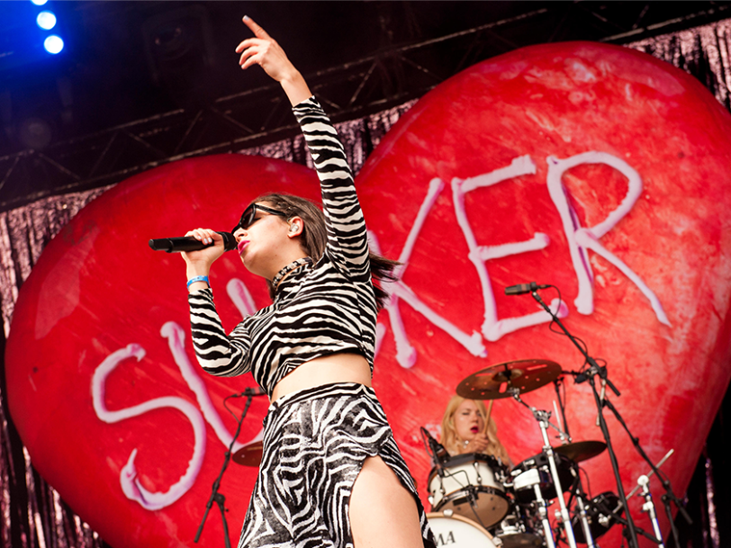 ‘SUCKER’: How Charli XCX Proved She Was No Pop Pushover