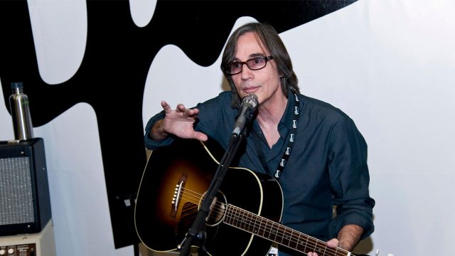 Jackson Browne unveils his signature Gibson guitar