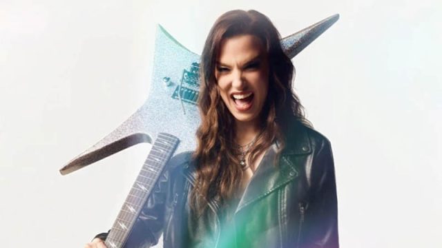 Lzzy Hale of Haelstorm with her new Kramer Voyager signature guitar