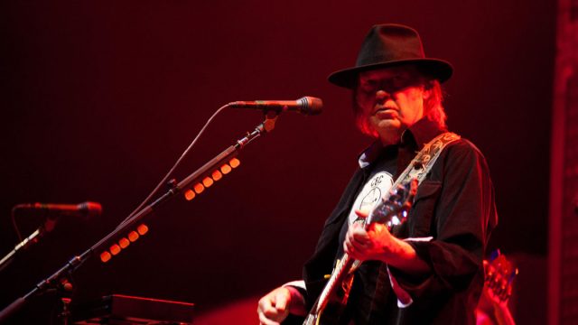 Neil Young Crazy Horse Love Earth Tour